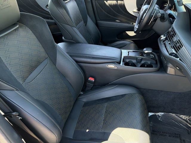 Used 2018 Lexus LS 500 F Sport w/ Performance Package image 11