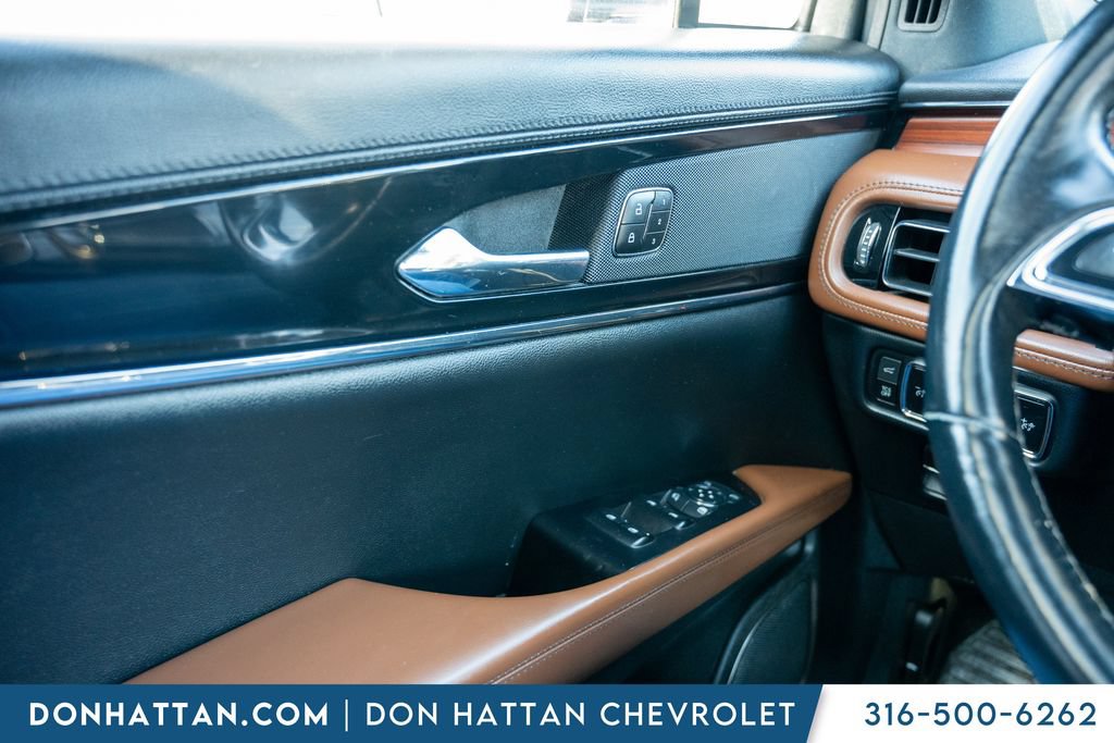 Used 2023 Lincoln Nautilus Reserve AWD/4WD image 19