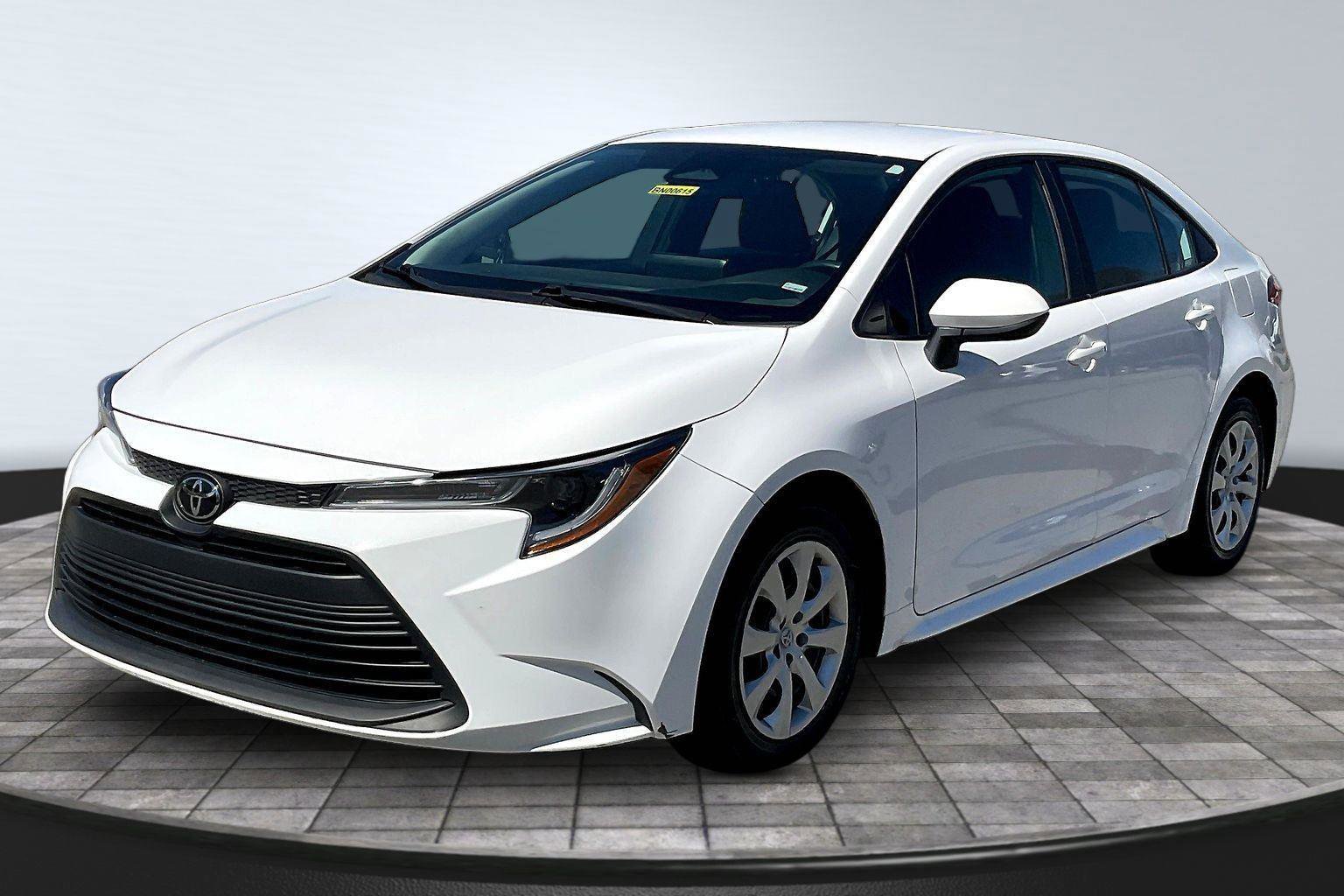 Used 2024 Toyota Corolla LE FWD image 12