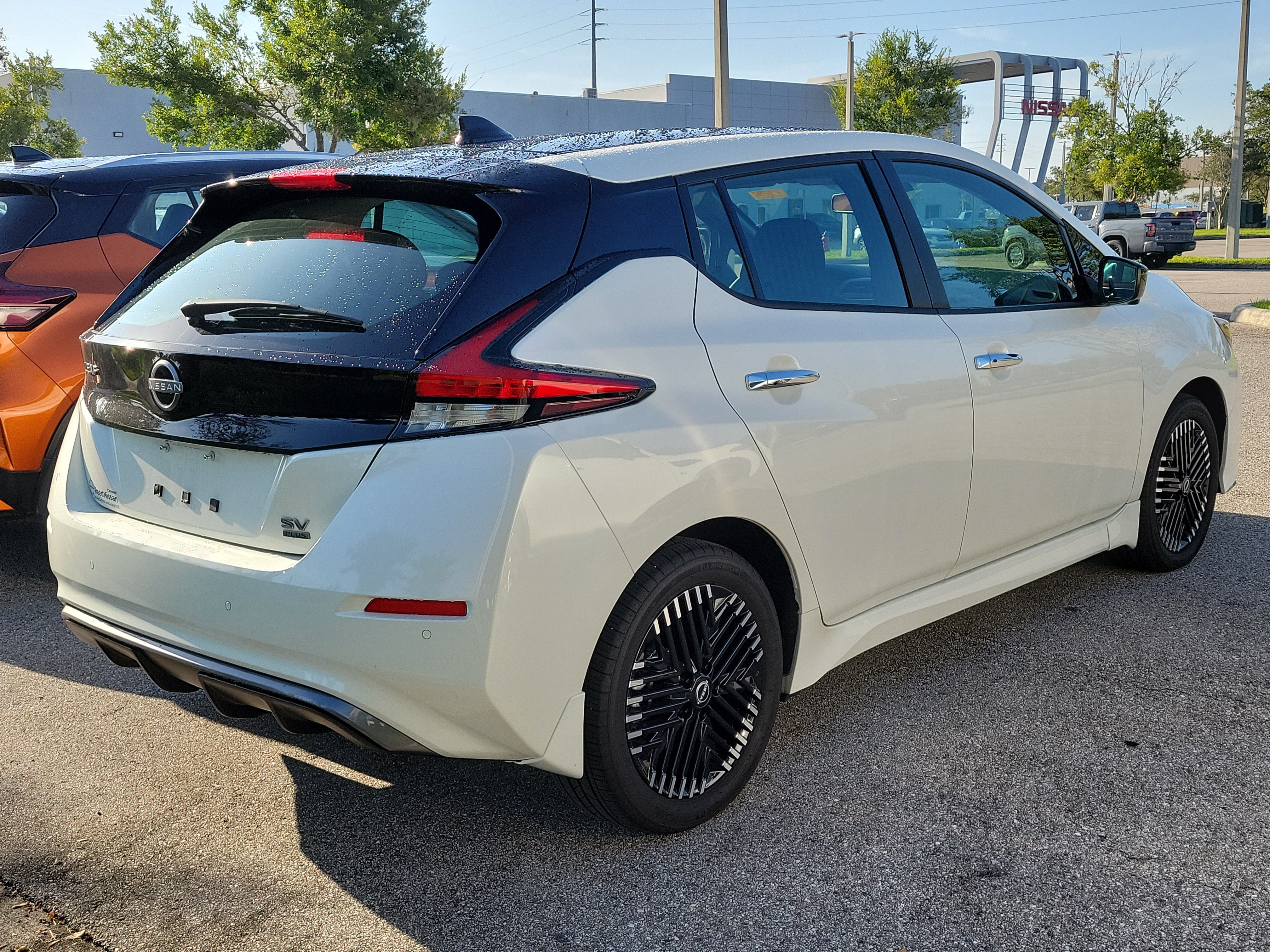 Certified 2023 Nissan Leaf SV Plus FWD image 3