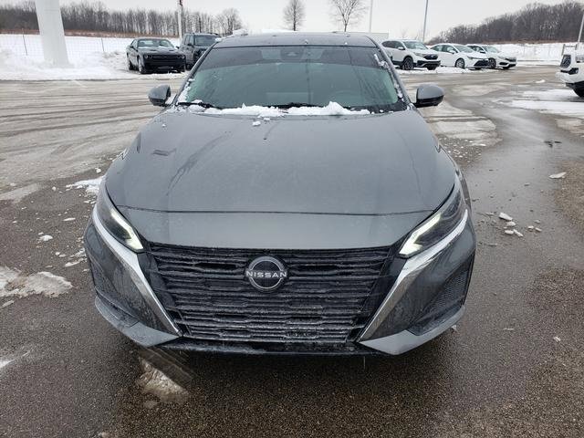 Used 2025 Nissan Altima 2.5 SL image 2