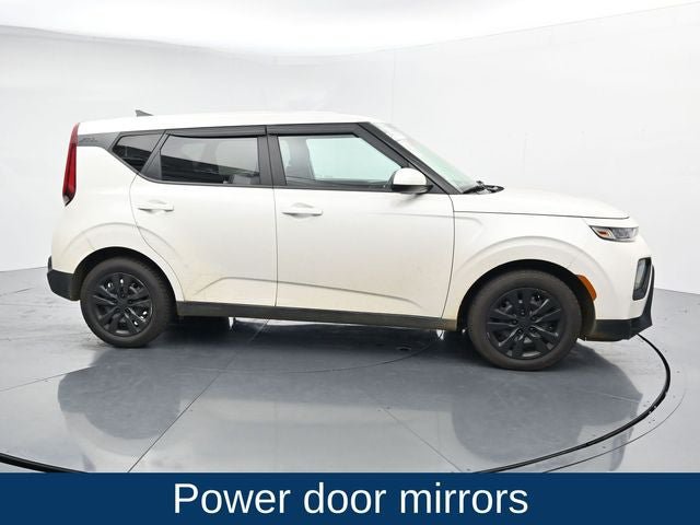 Used 2021 Kia Soul LX FWD image 12