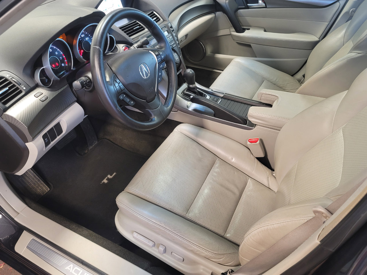 Used 2012 Acura TL w/ Technology Package image 9