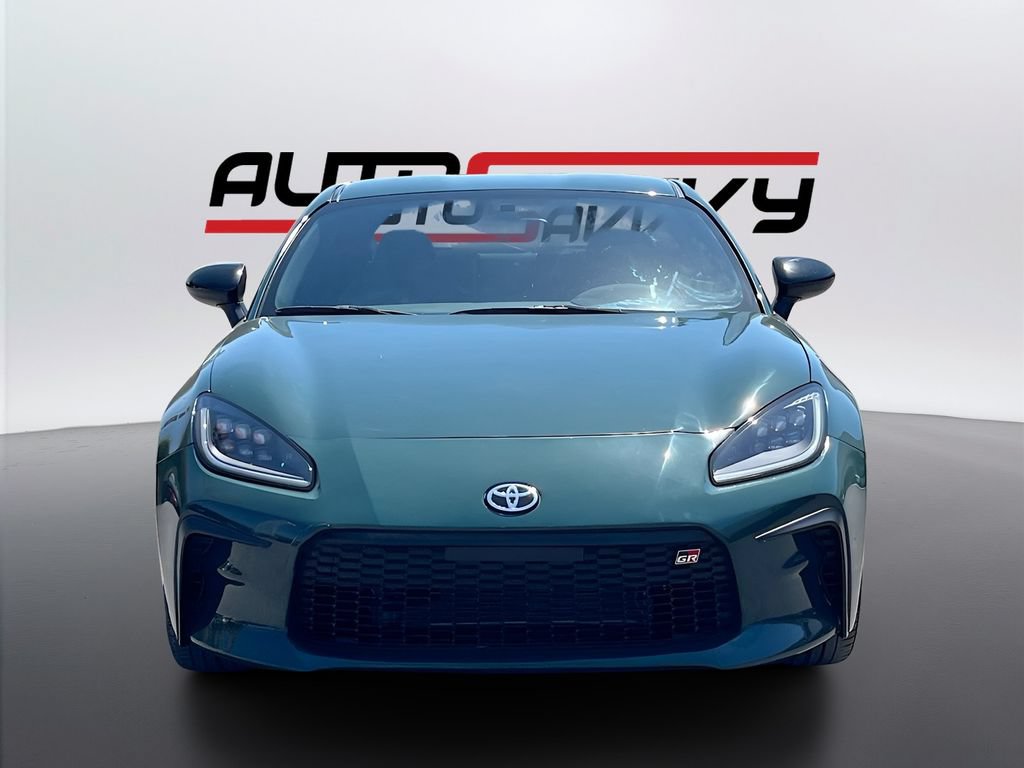 Used 2025 Toyota GR86 Hakone Edition RWD image 2