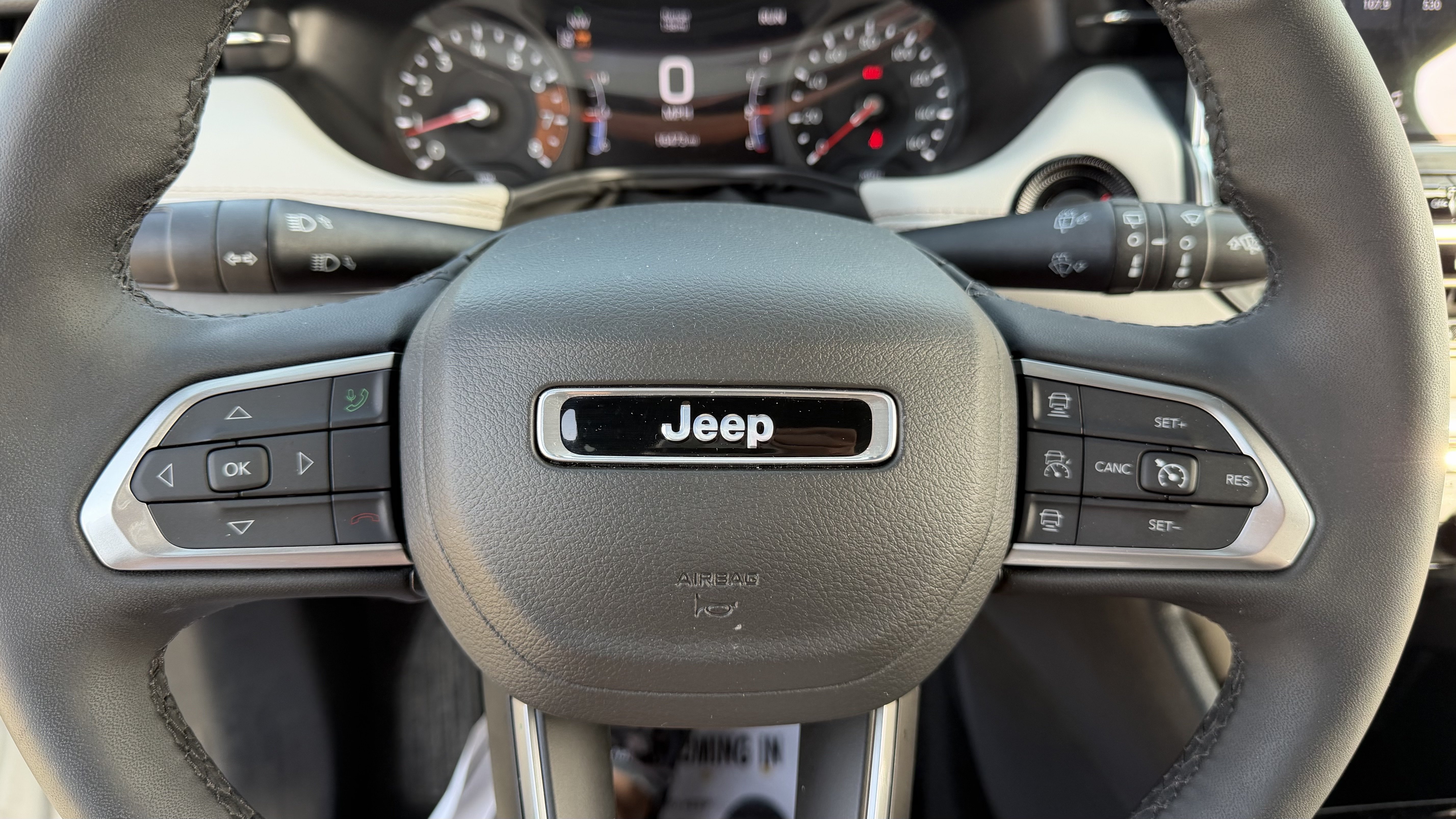 Used 2025 Jeep Compass Limited AWD/4WD image 15