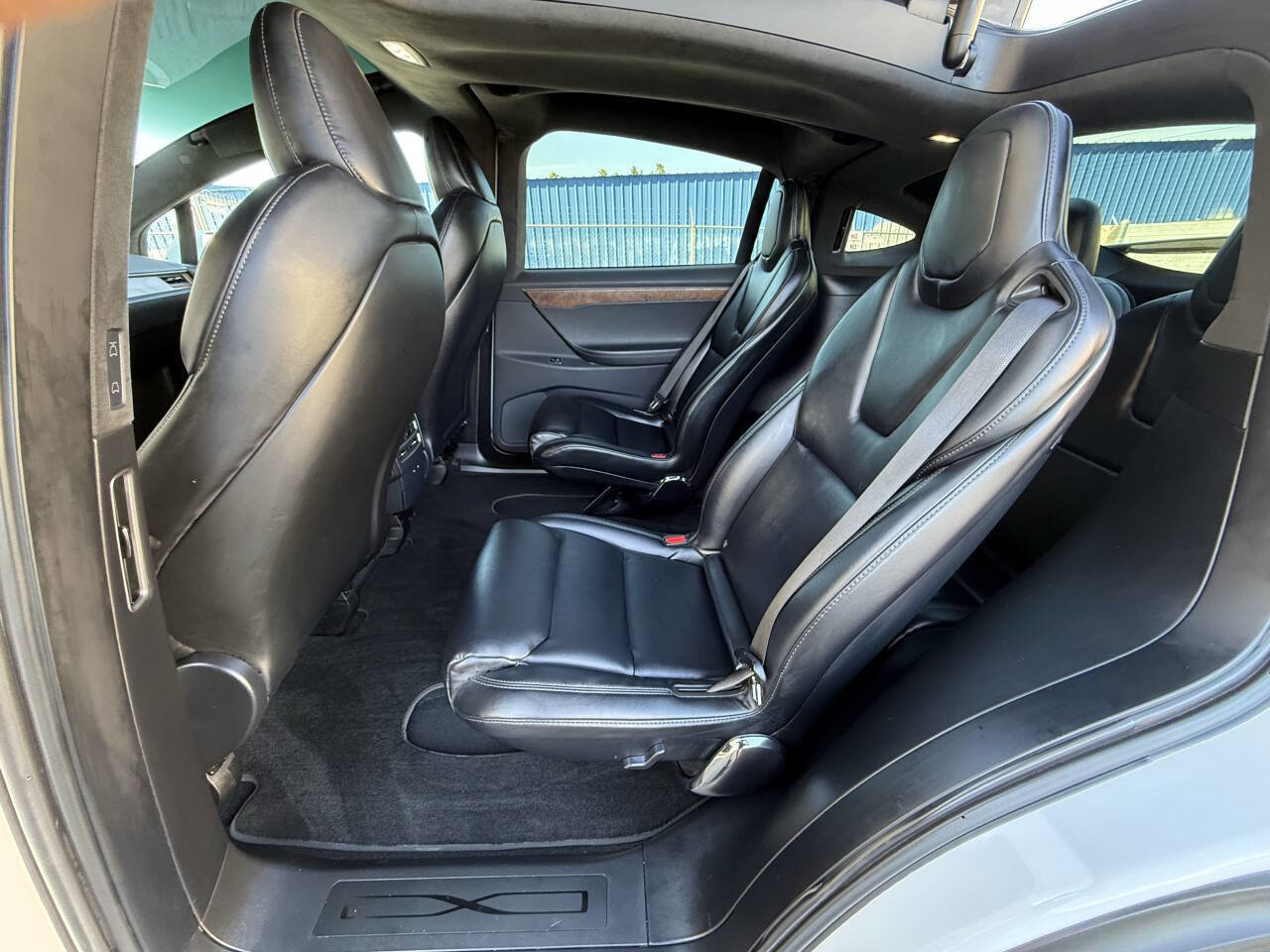 Used 2020 Tesla Model X Long Range image 25
