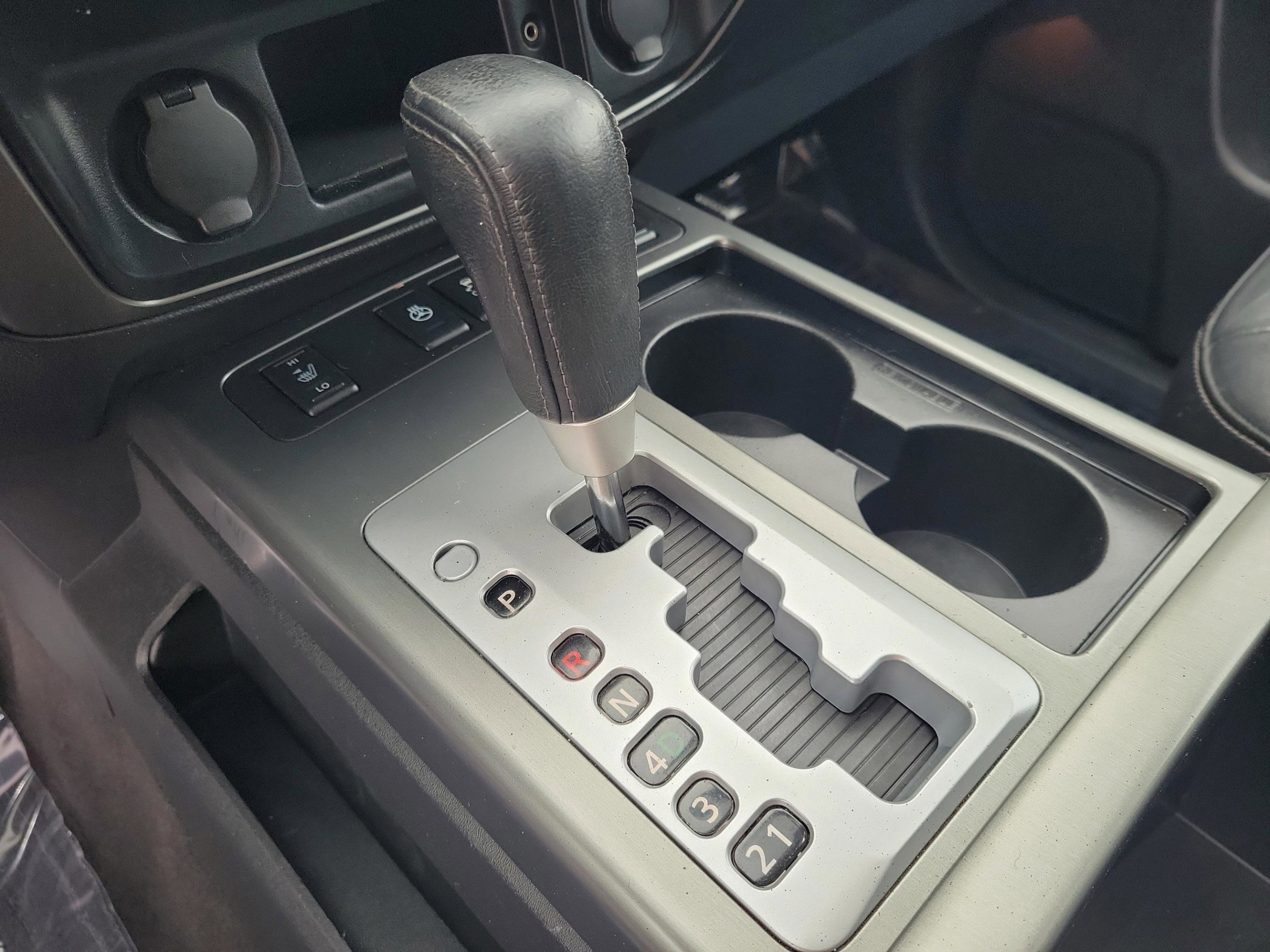 Used 2012 Nissan Armada Platinum image 36