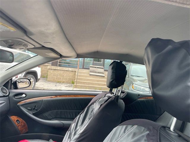 Used 2008 Mercedes-Benz CLK 350 Cabriolet w/ P1 Pkg image 9