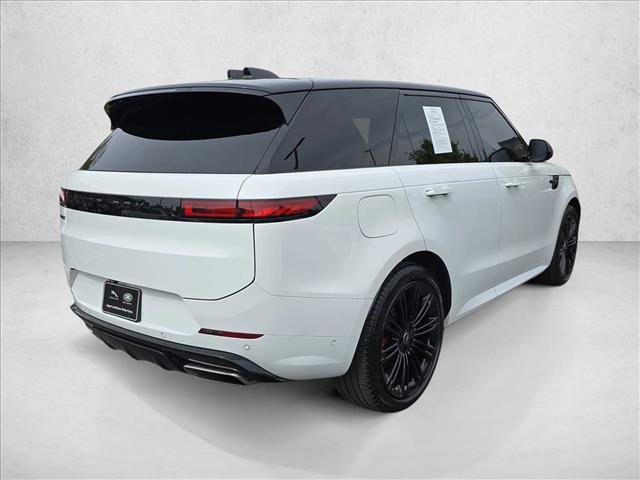 Used 2024 Land Rover Range Rover Sport Dynamic SE AWD/4WD image 5
