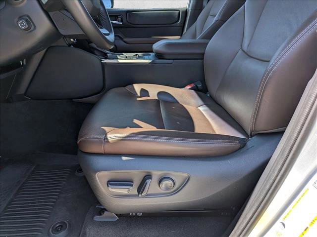 Certified 2024 Toyota Land Cruiser image 17