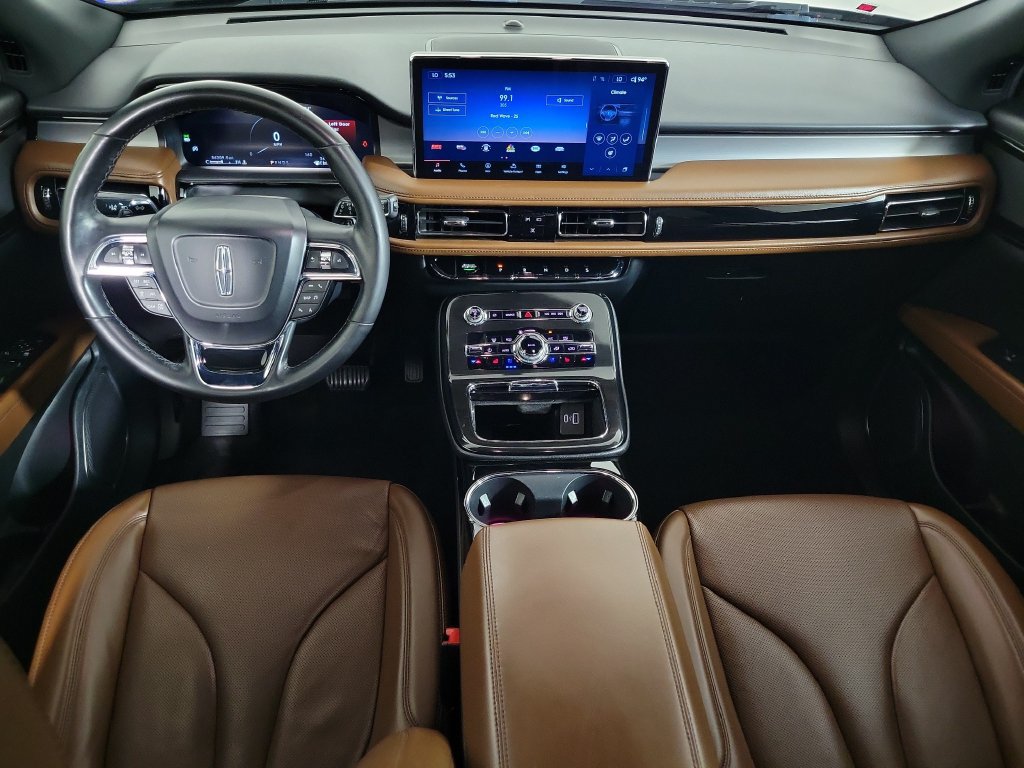 Certified 2022 Lincoln Nautilus Reserve AWD/4WD image 10