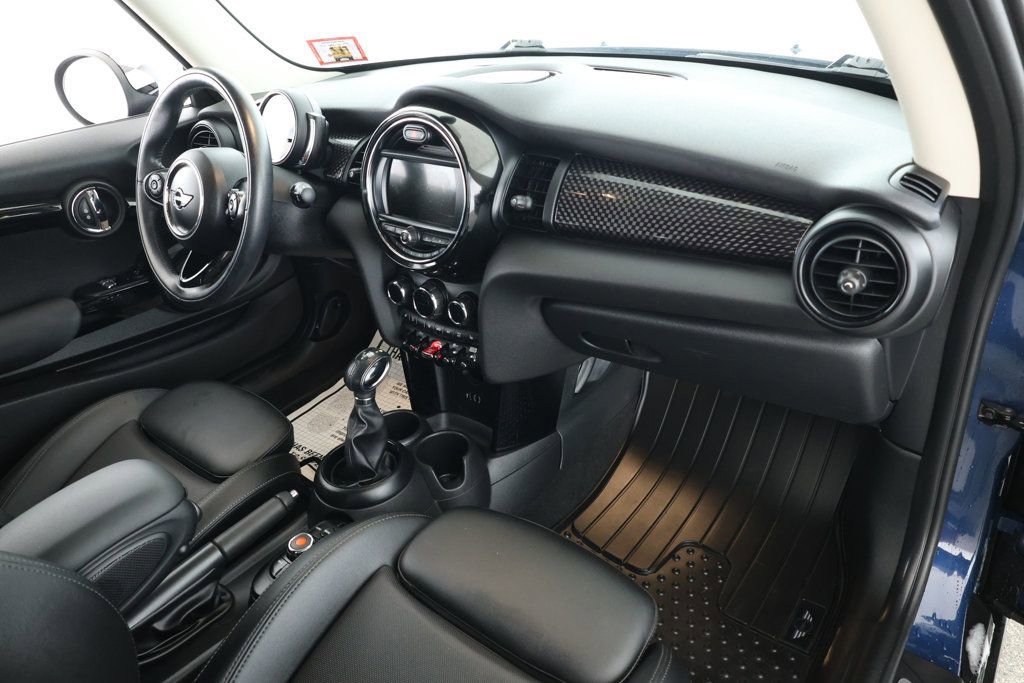 Used 2018 MINI Cooper S image 22