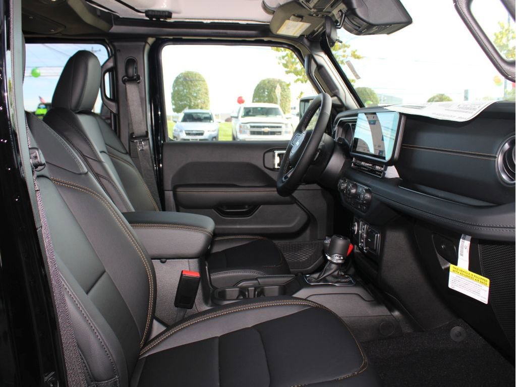 New 2025 Jeep Gladiator Sport image 29