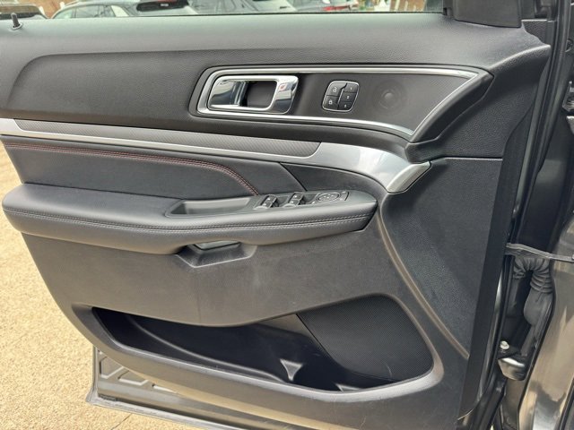 Used 2018 Ford Explorer Sport w/ Equipment Group 401A image 26