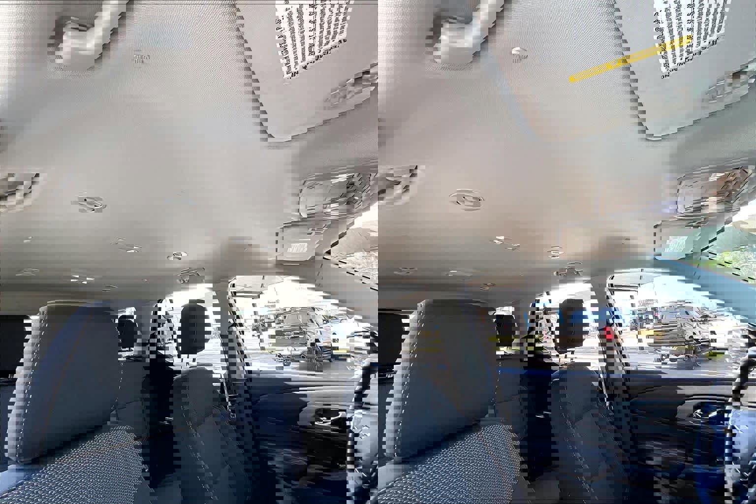 Used 2020 Chevrolet Traverse LS image 14