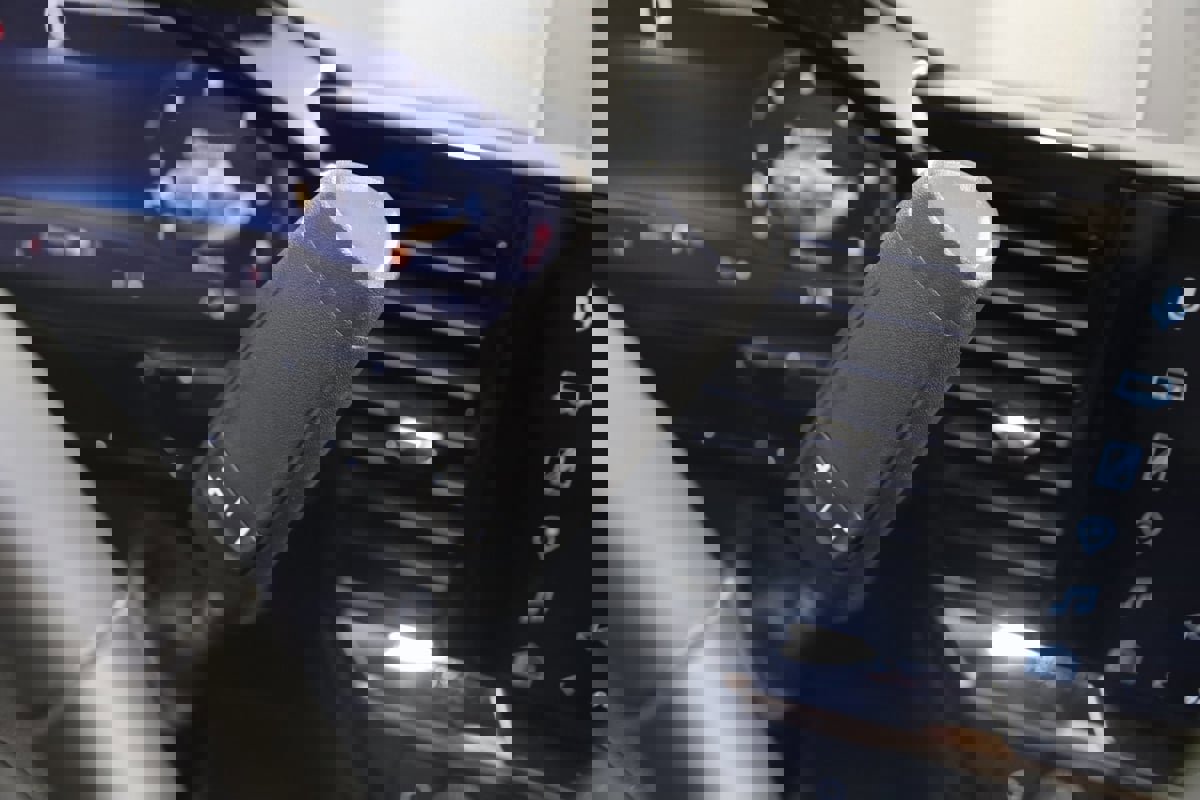 Used 2025 Chevrolet Silverado 2500 ZR2 image 7