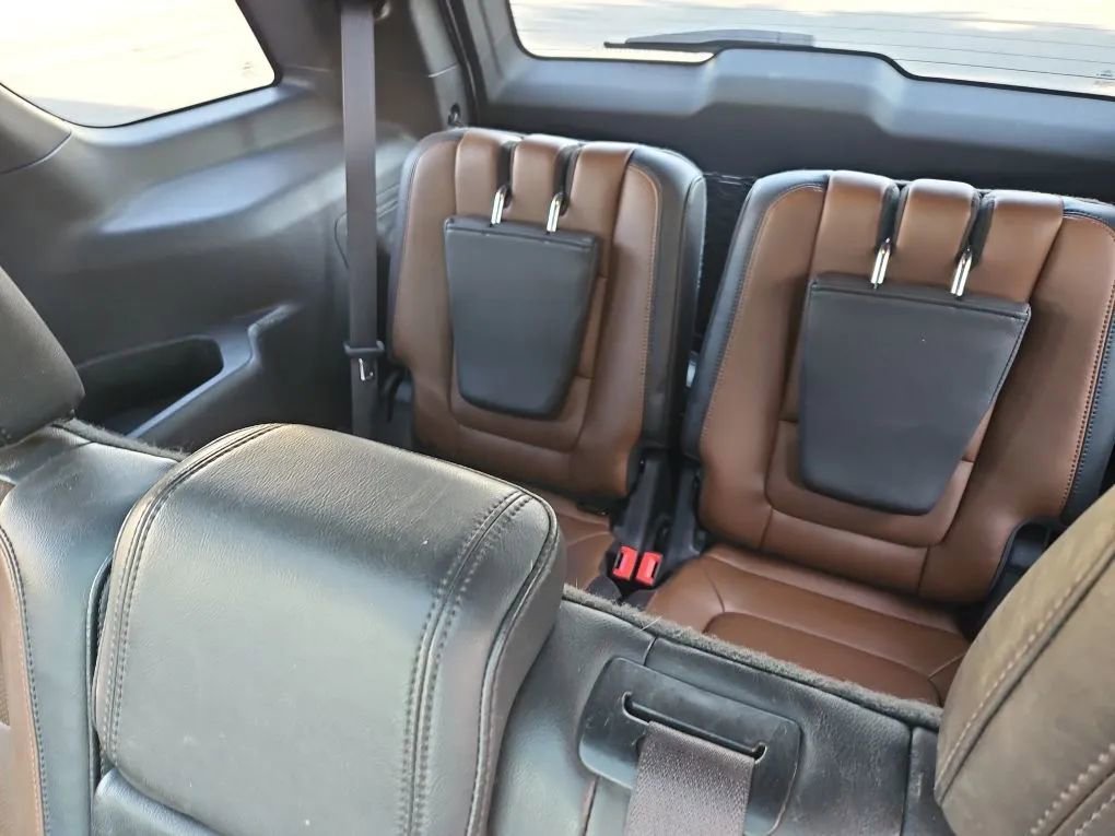 Used 2013 Ford Explorer Limited image 34