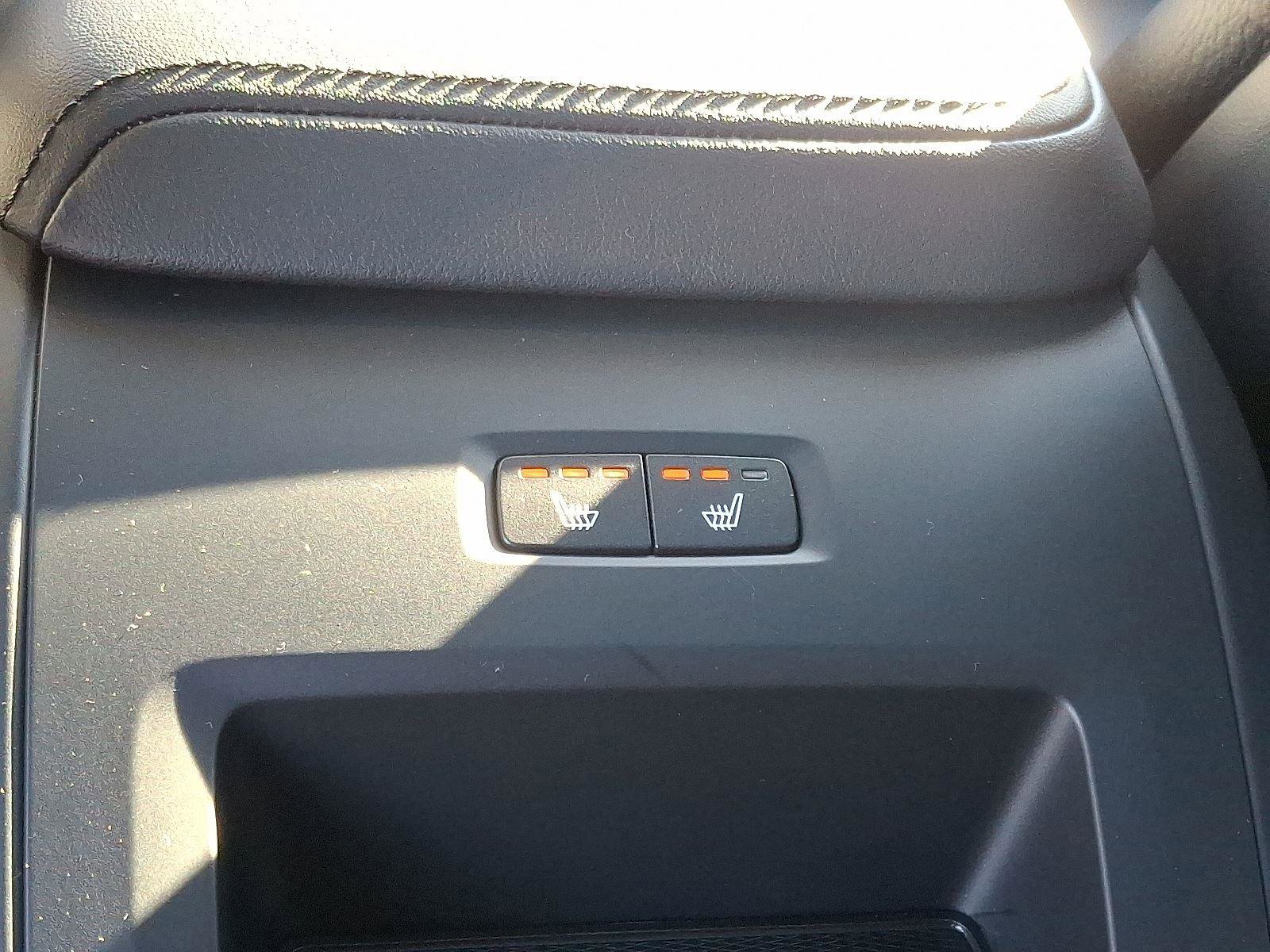 Certified 2024 Volvo XC60 B5 Plus w/ Climate Package AWD/4WD image 11