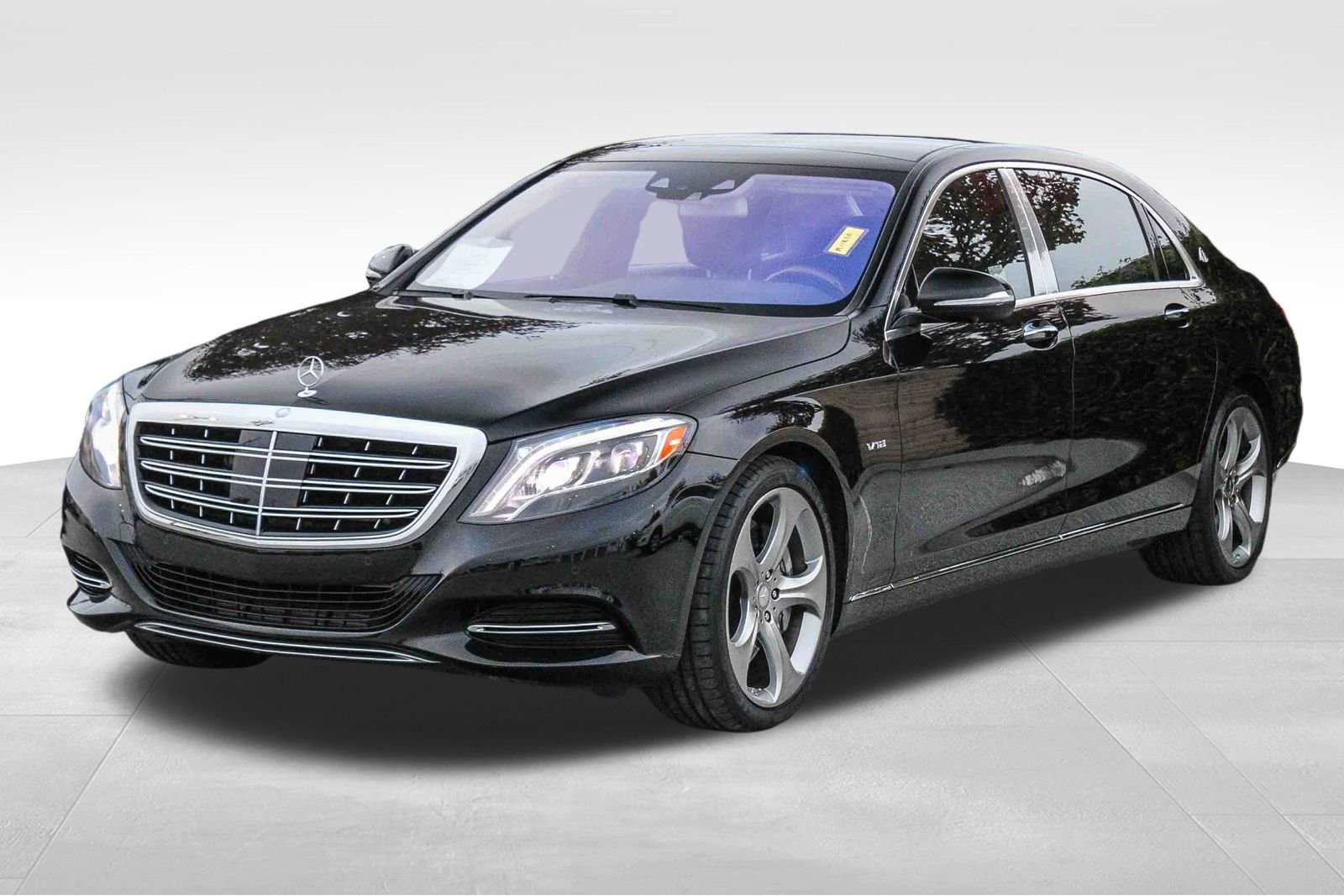 Used 2016 Mercedes-Benz Maybach S 600 image 3