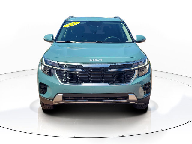 Used 2025 Kia Seltos EX w/ EX Sunroof Package FWD image 2