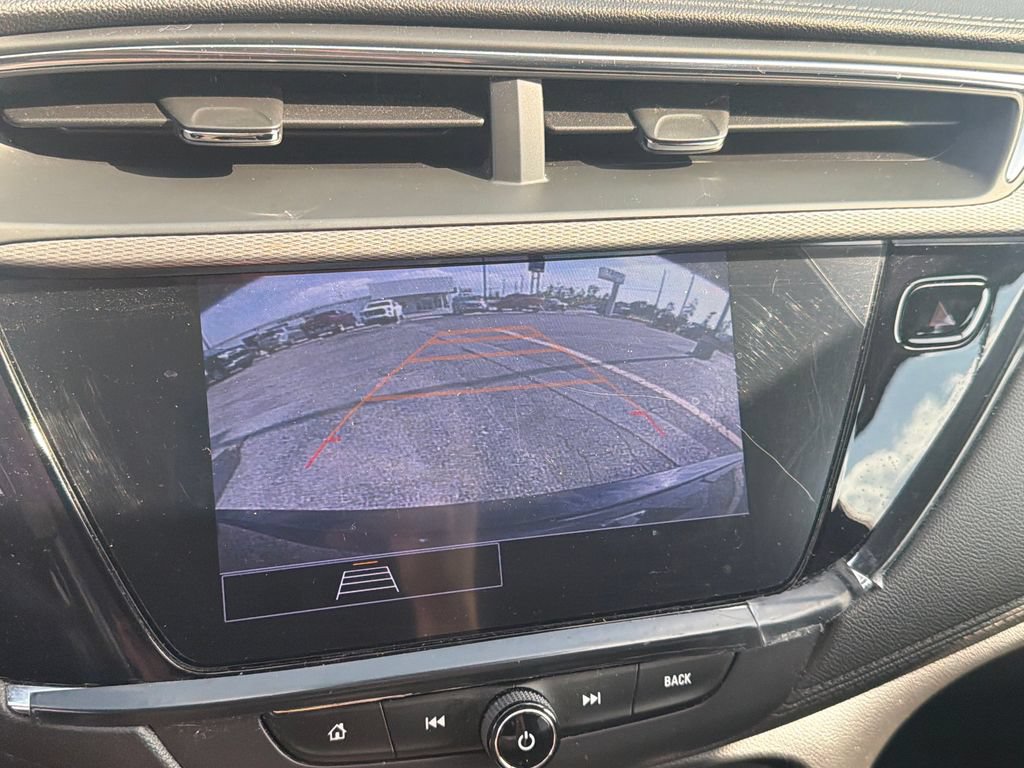 Used 2022 Buick Encore GX Select w/ Sport Touring Package FWD image 21