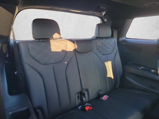 Used 2022 Hyundai Palisade Calligraphy image 17