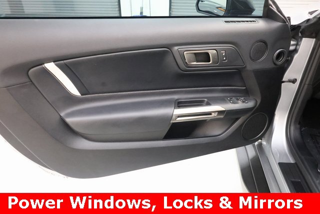 Used 2022 Ford Mustang Shelby GT500 w/ Carbon Fiber Track Pack image 54