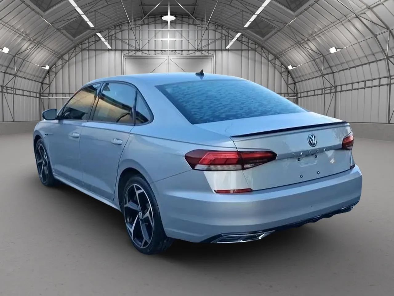 Used 2020 Volkswagen Passat 2.0T R-Line FWD image 3