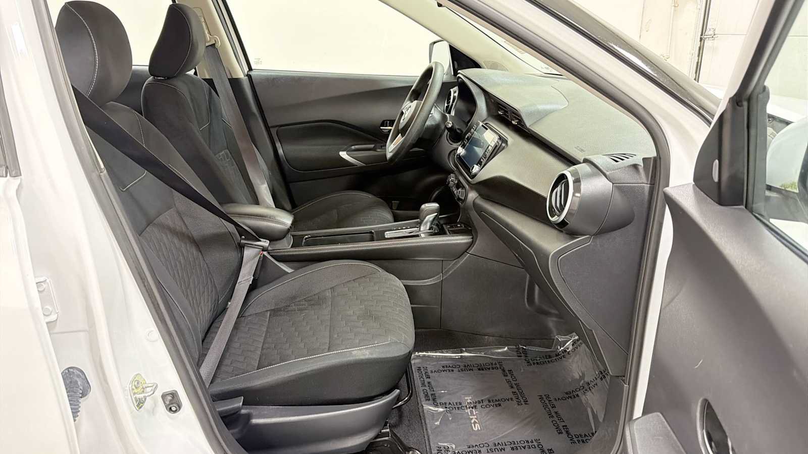 Used 2021 Nissan Kicks SV FWD image 28