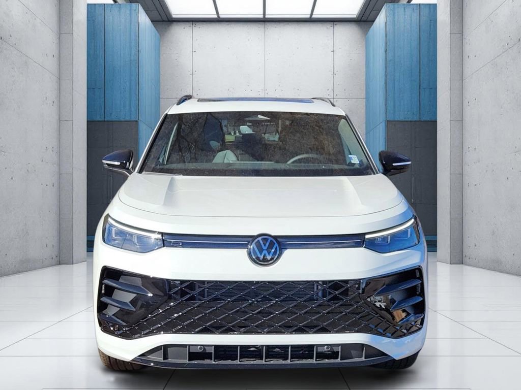New 2026 Volkswagen Tiguan SE R-Line image 21