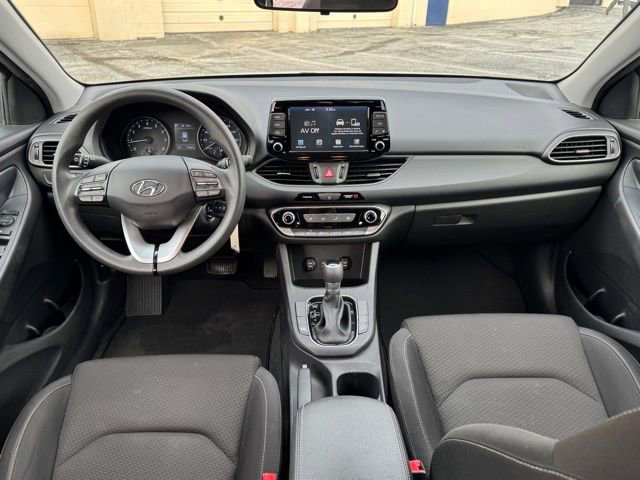 Used 2018 Hyundai Elantra GT image 18