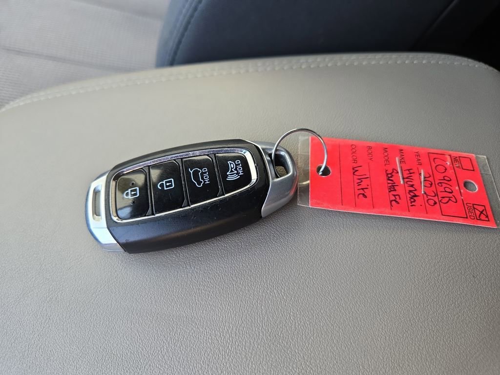 Used 2020 Hyundai Santa Fe SEL w/ Convenience Package image 28