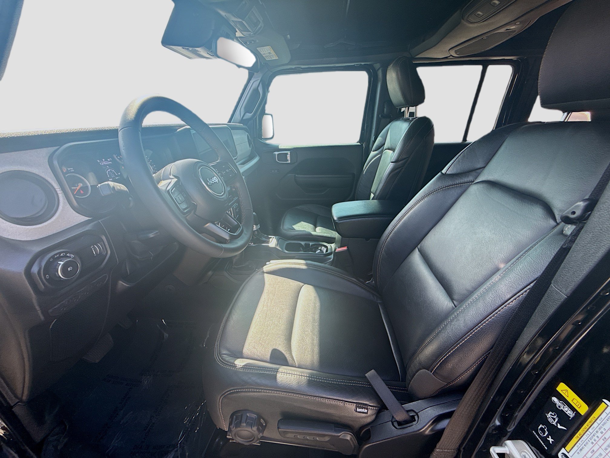 Used 2024 Jeep Wrangler Unlimited Sport AWD/4WD image 18