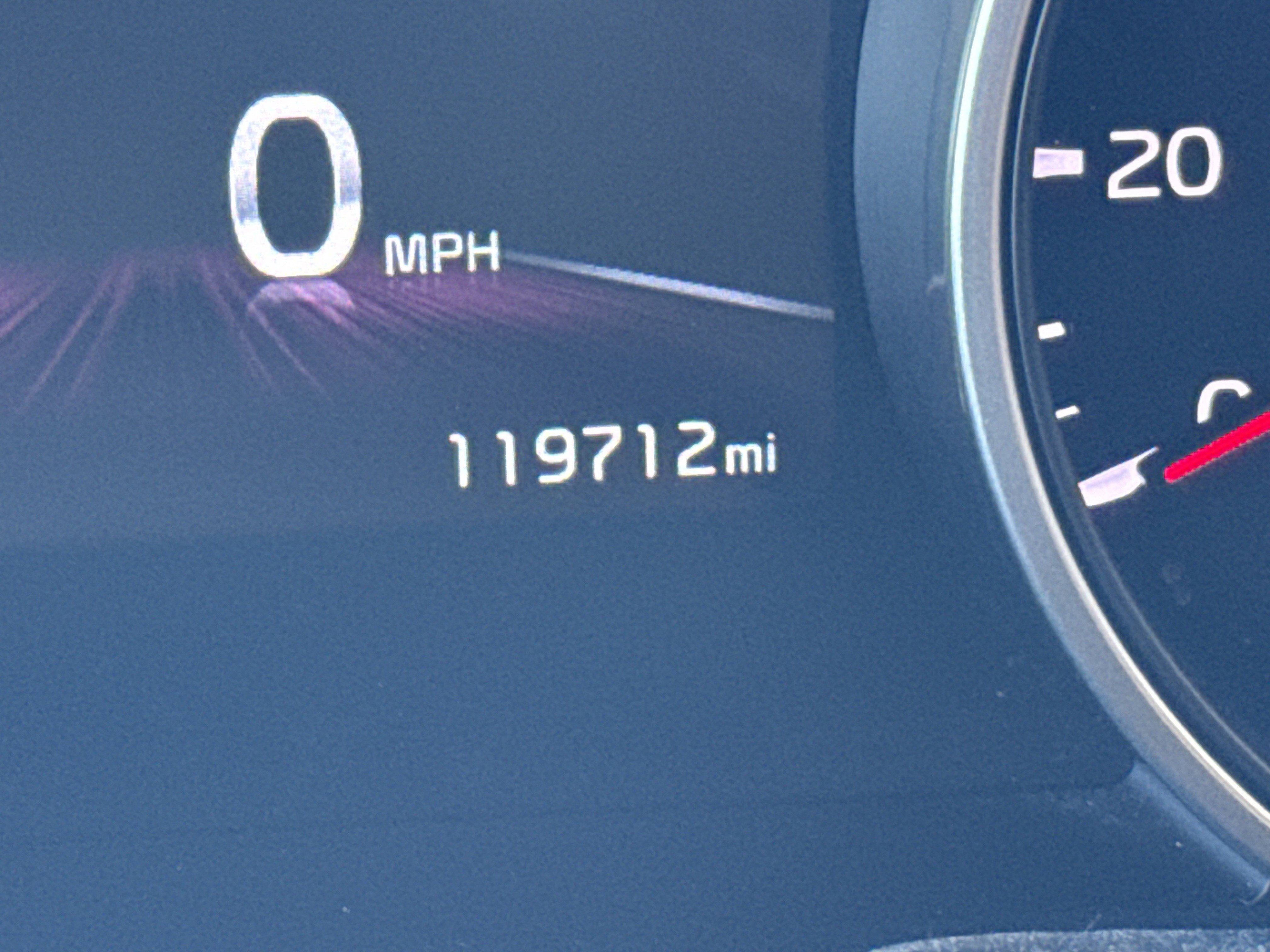 Used 2023 Kia Carnival LX image 21