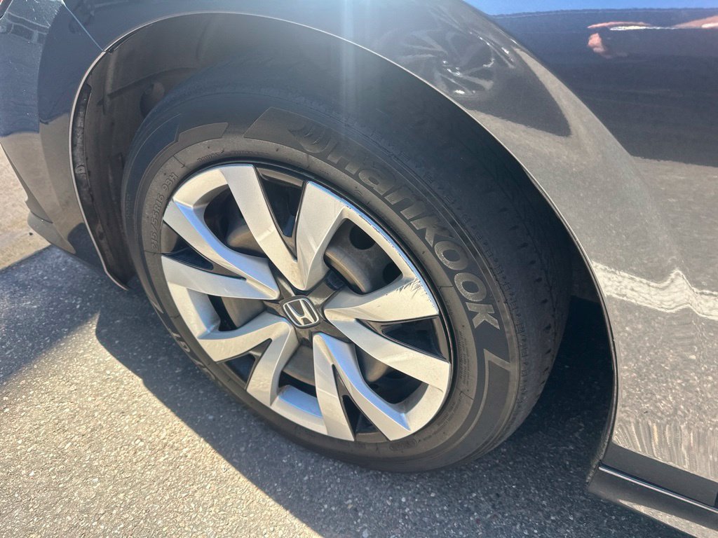Used 2022 Honda Civic LX image 10