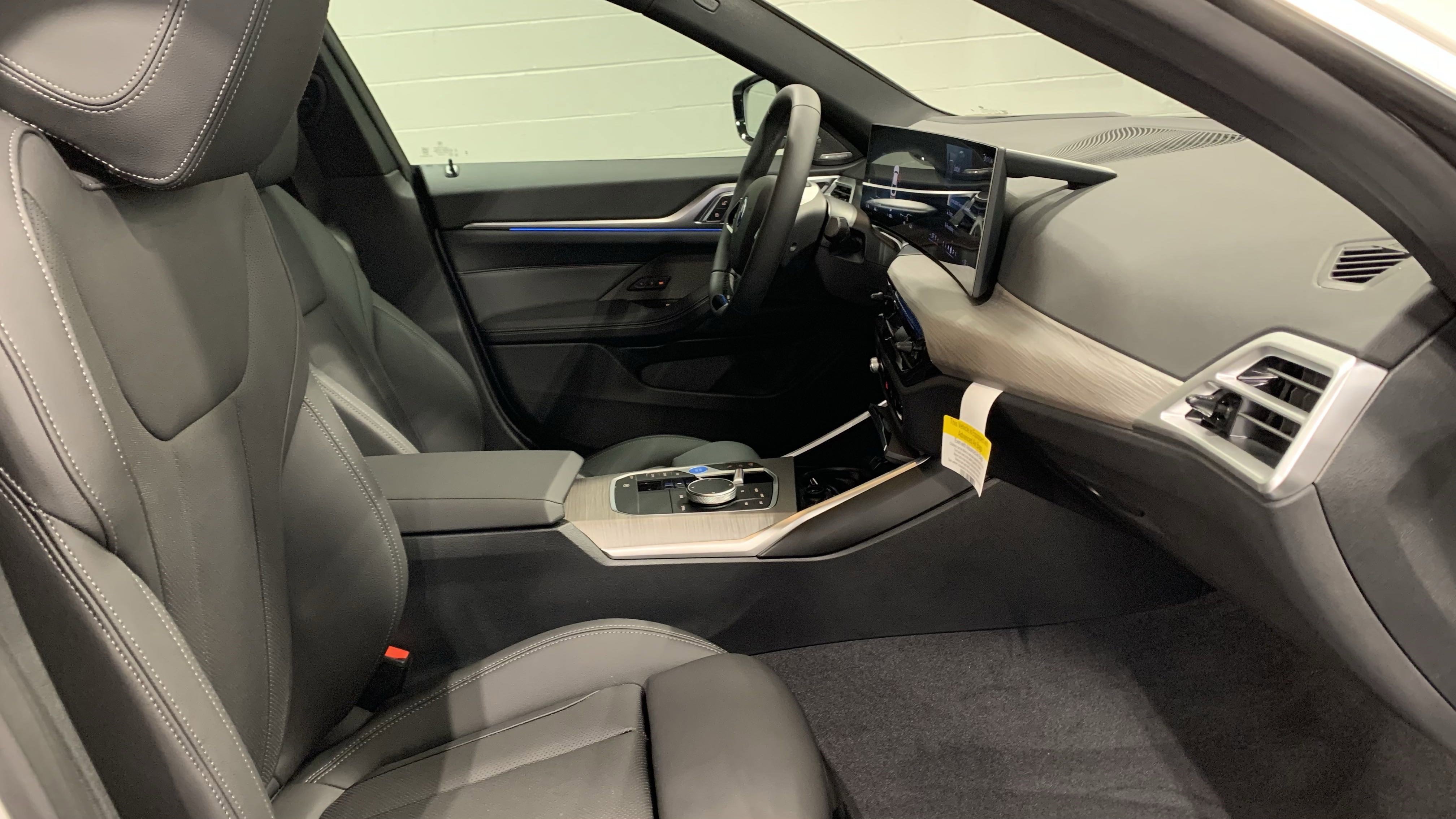 Used 2025 BMW i4 xDrive40i w/ Premium Package image 24