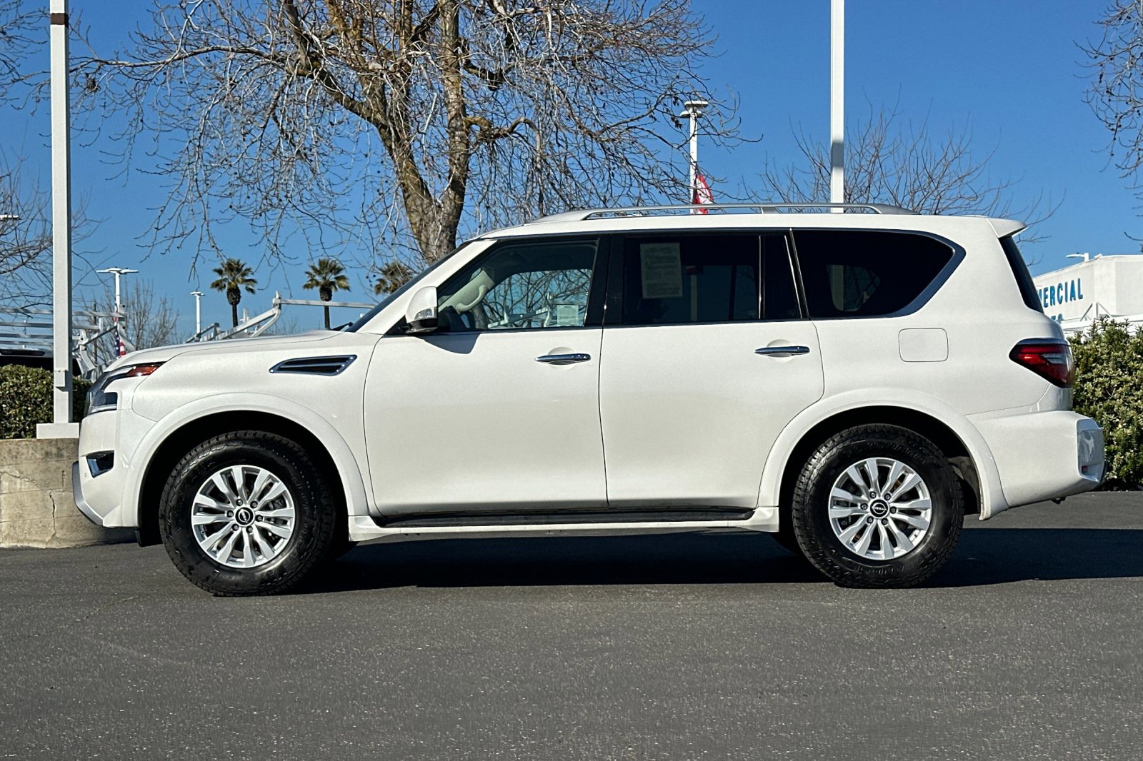 Used 2024 Nissan Armada SV RWD image 7