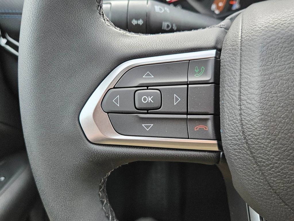 New 2026 Jeep Compass Latitude image 21