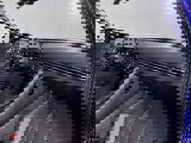 Used 2023 Hyundai Elantra Limited image 30