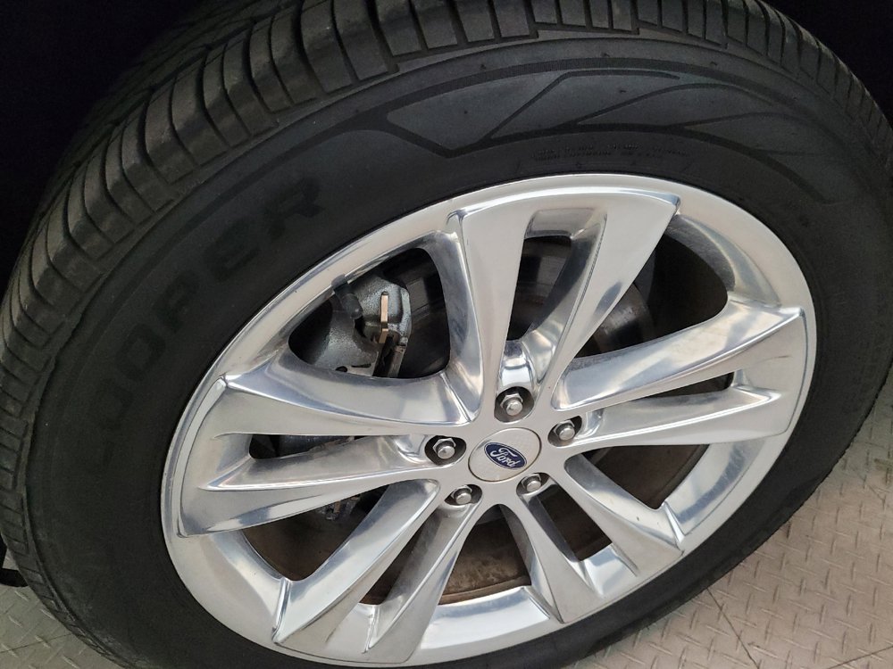 Used 2018 Ford Explorer Limited w/ Equipment Group 301A AWD/4WD image 31