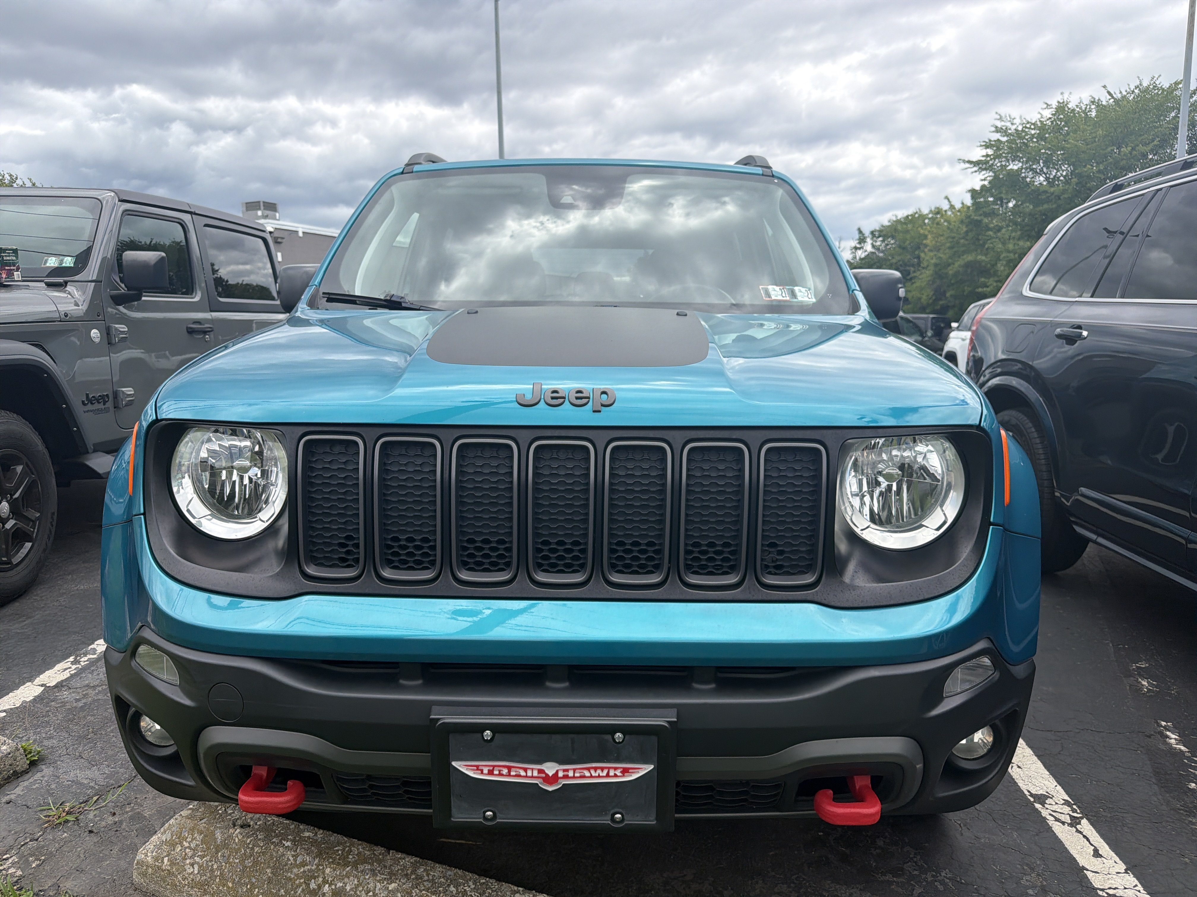 Used 2021 Jeep Renegade Trailhawk w/ Sun & Sound Group AWD/4WD image 2