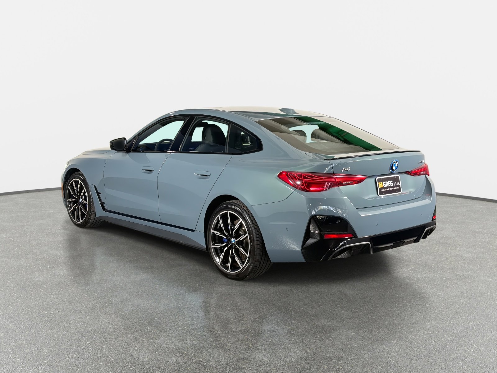 Used 2025 BMW i4 xDrive40i w/ M Sport Package image 5