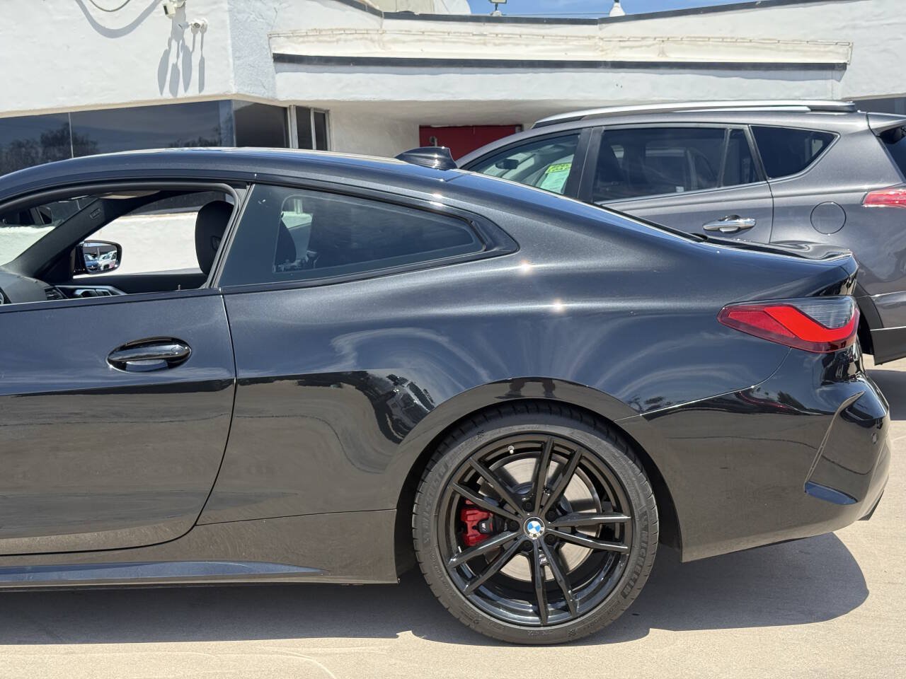 Used 2021 BMW 430i Coupe w/ M Sport Package RWD image 13