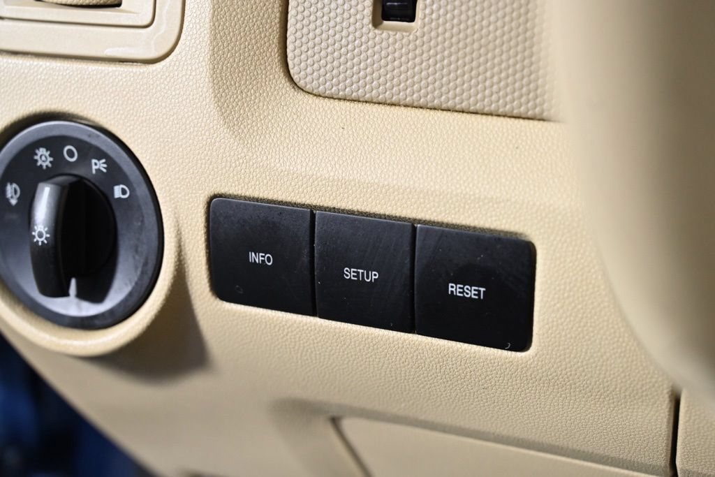 Used 2009 Ford Escape XLT AWD/4WD image 18