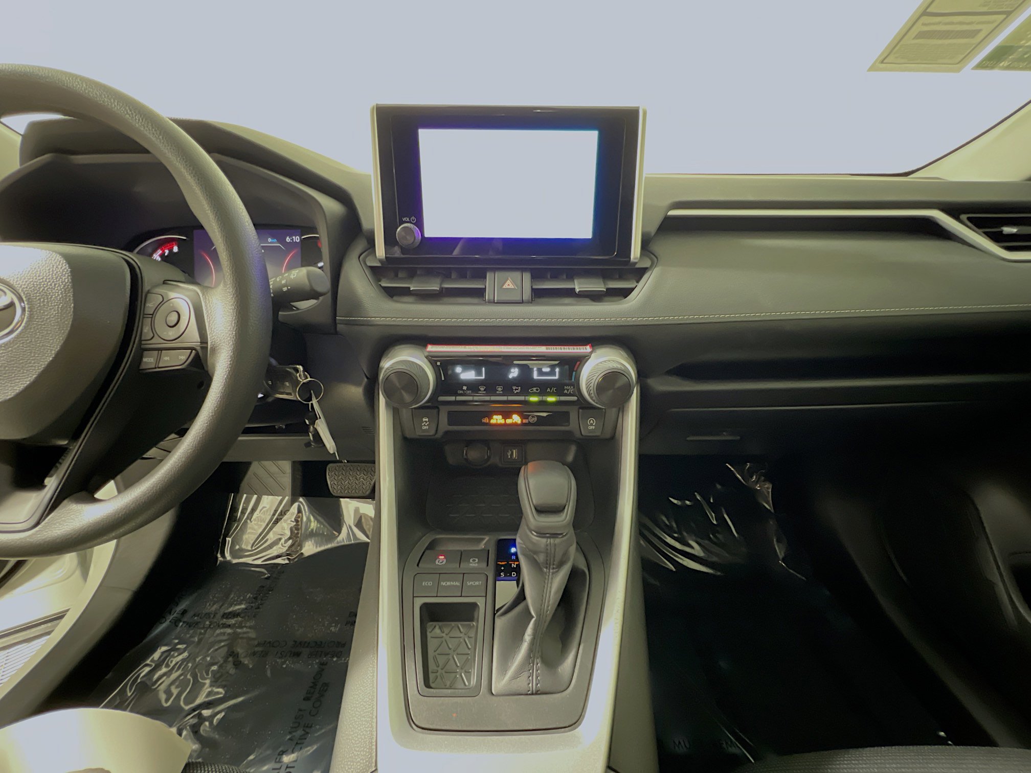 Used 2024 Toyota RAV4 LE image 25