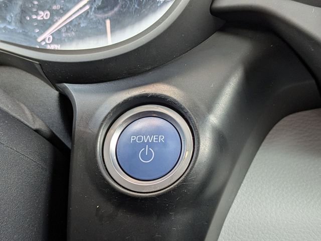 Used 2024 Toyota Sienna XSE image 21