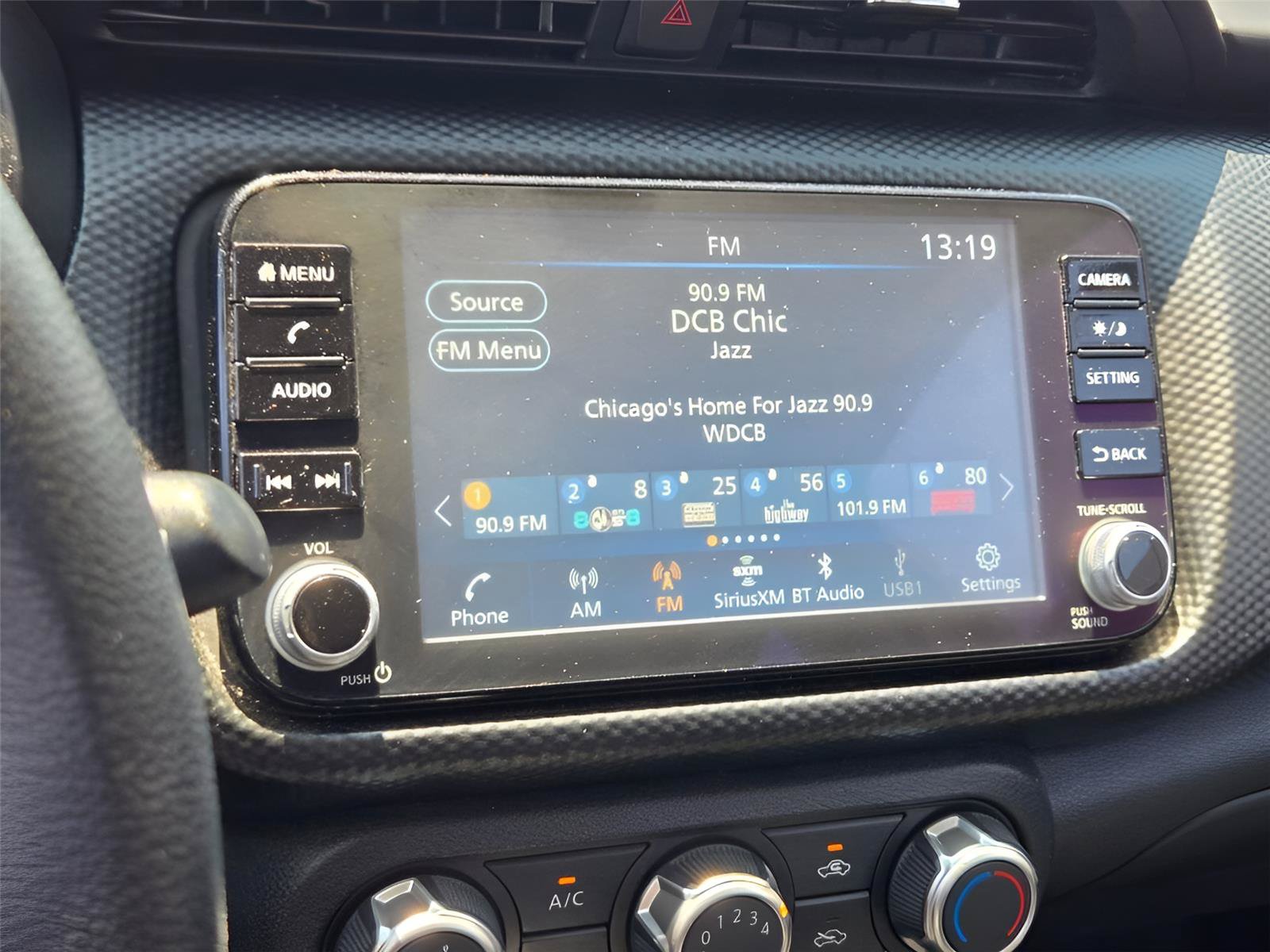 Used 2023 Nissan Kicks SV FWD image 23