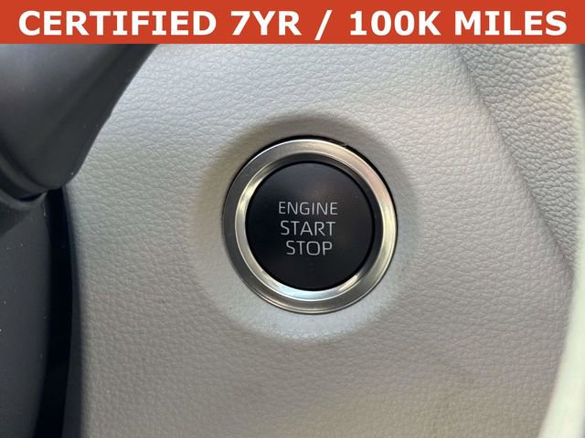 Used 2025 Toyota Corolla LE w/ Convenience Package image 20