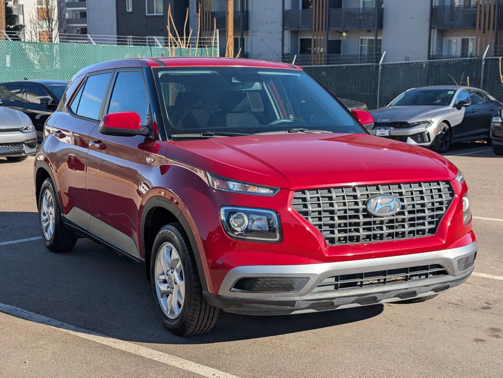 Used 2021 Hyundai Venue SE image 5