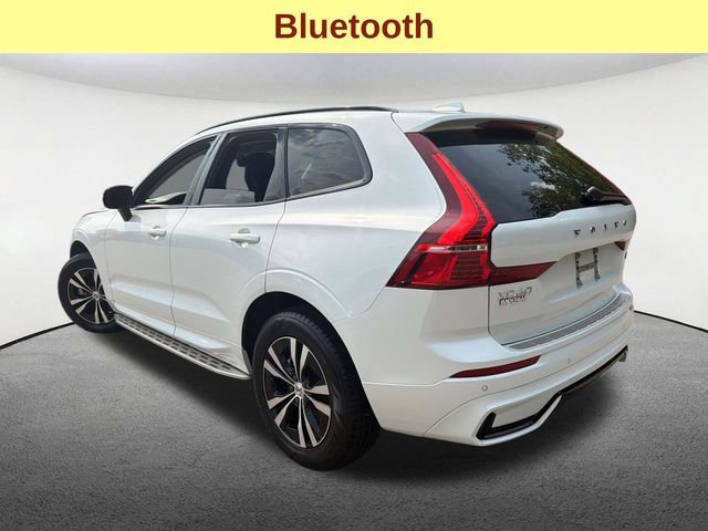 Used 2024 Volvo XC60 B5 Core AWD/4WD image 10